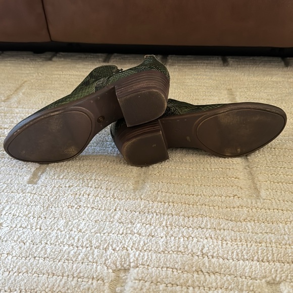 Lucky Brand Booties - Picture 4 of 5